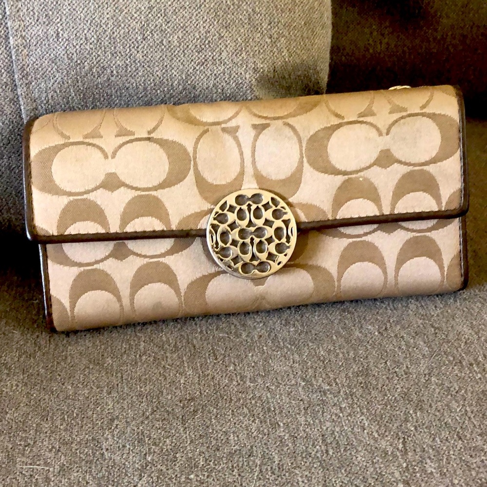 Coach wallet